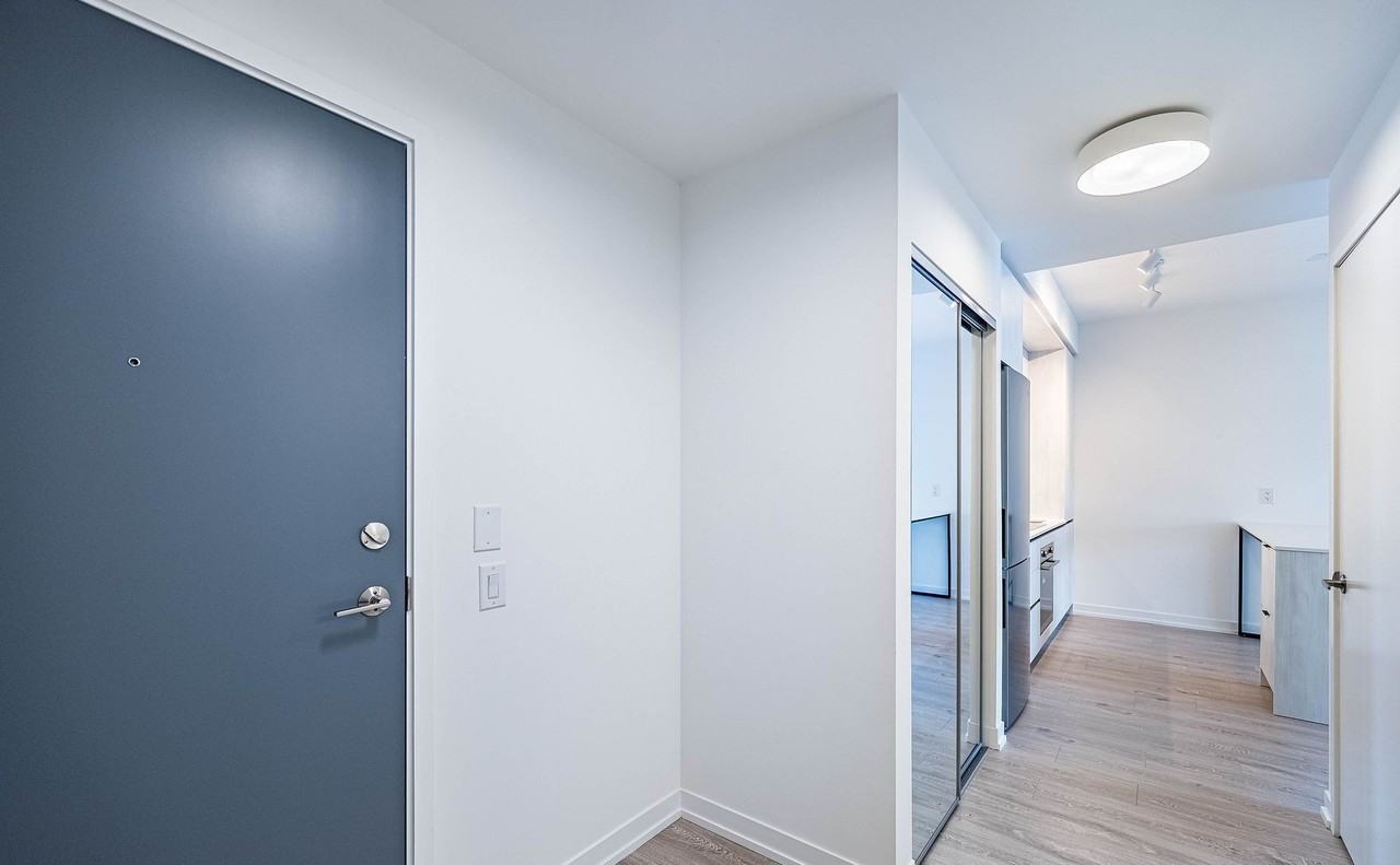 2485 Eglinton Avenue West - Photo 2 of 9