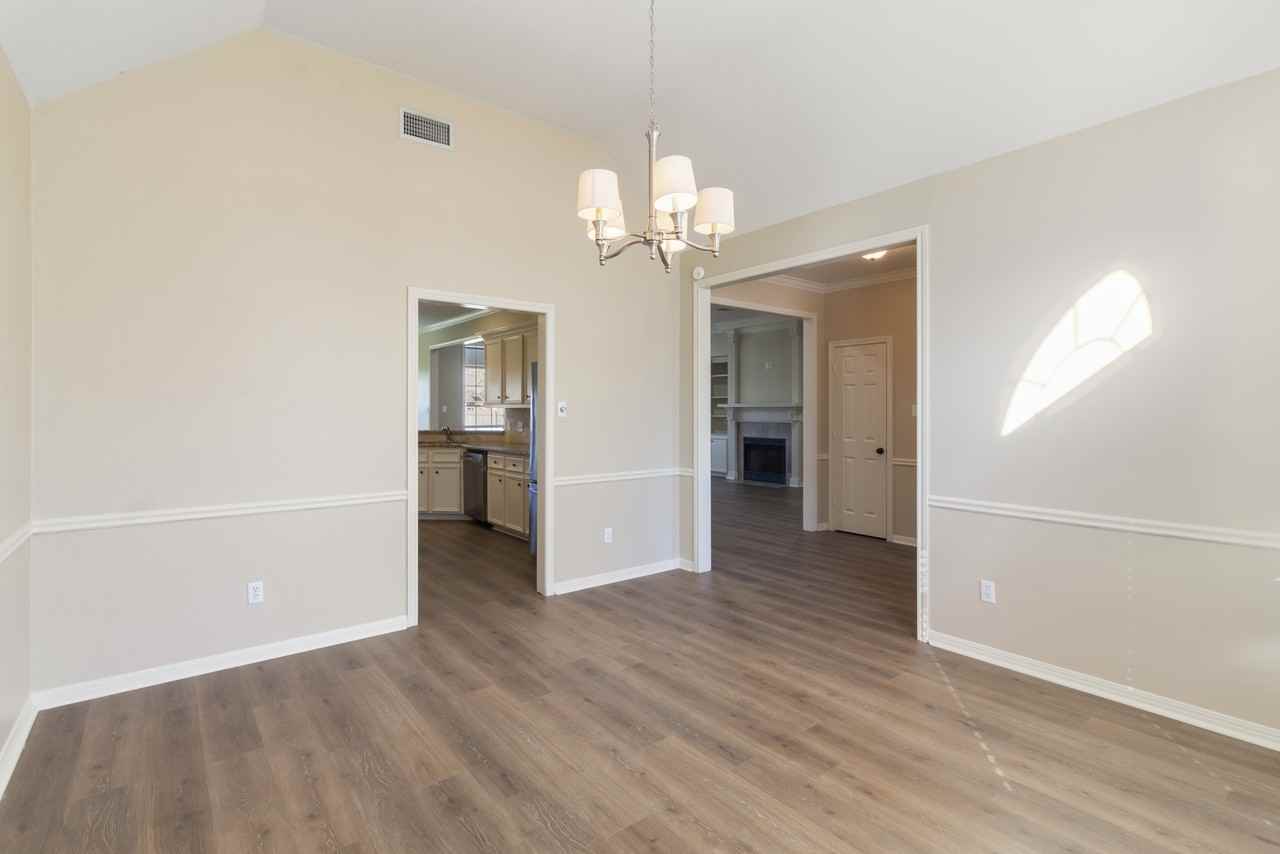 715 Berry Crk #1 - Photo 6 of 38