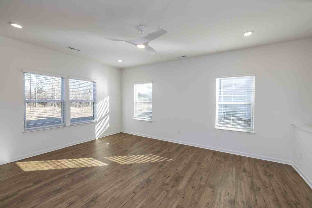 1150 Links Crossing Dr - Photo 7 of 27