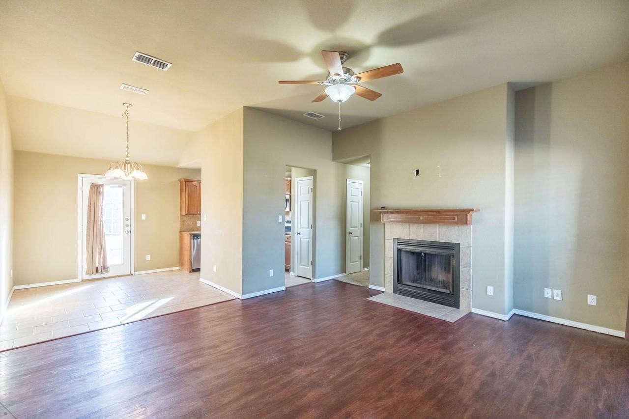 281 Sugarloaf Ave - Photo 5 of 30
