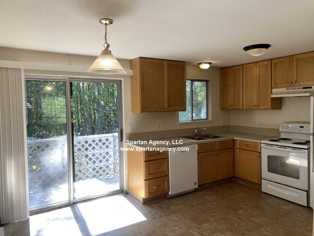 10416 29th St E #10416 - Photo 7 of 14