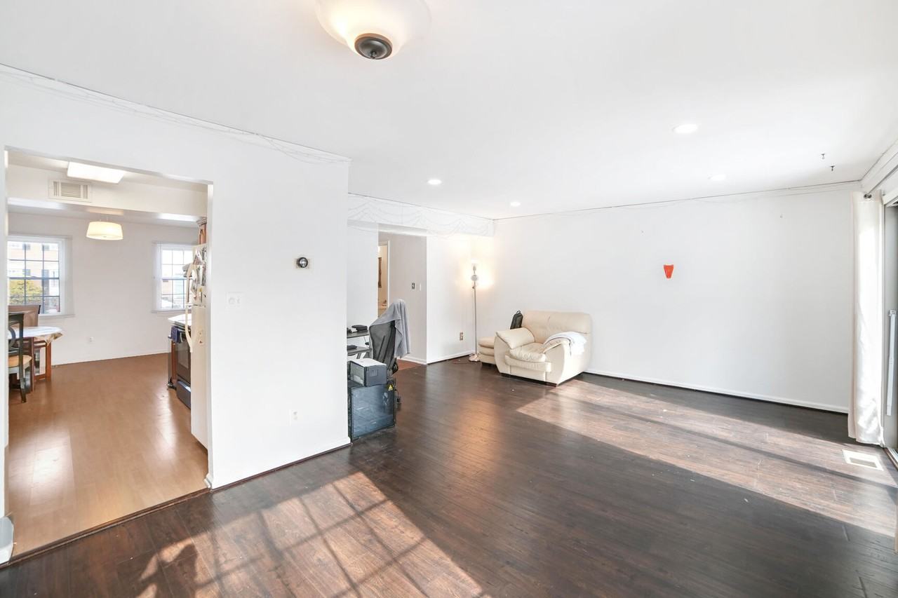 23 Honey Brook Ln #1 - Photo 6 of 30