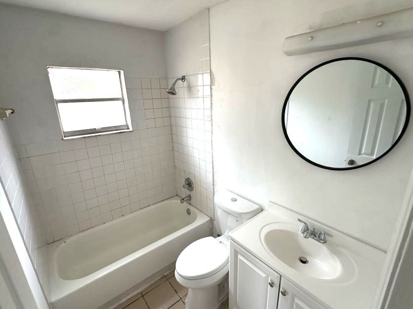 5523 Lehigh Ave #5523 - Photo 5 of 8