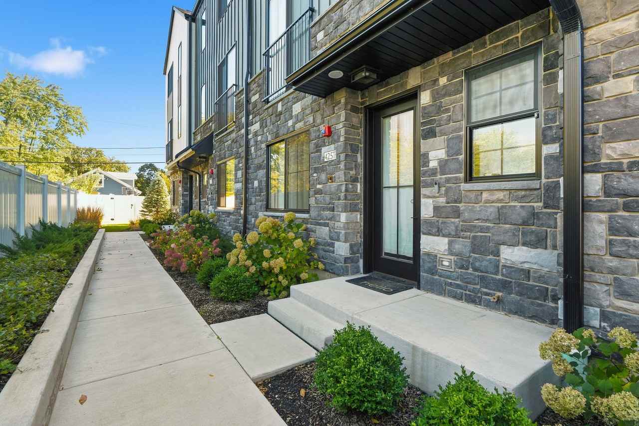 Bloom Street Townhomes - Photo 3 of 18