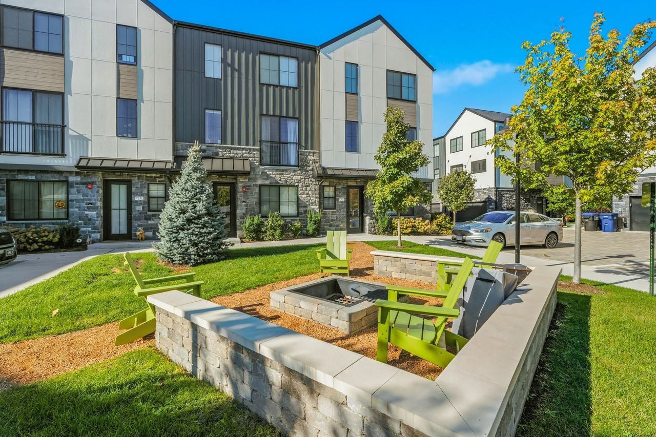 Bloom Street Townhomes - Photo 4 of 18