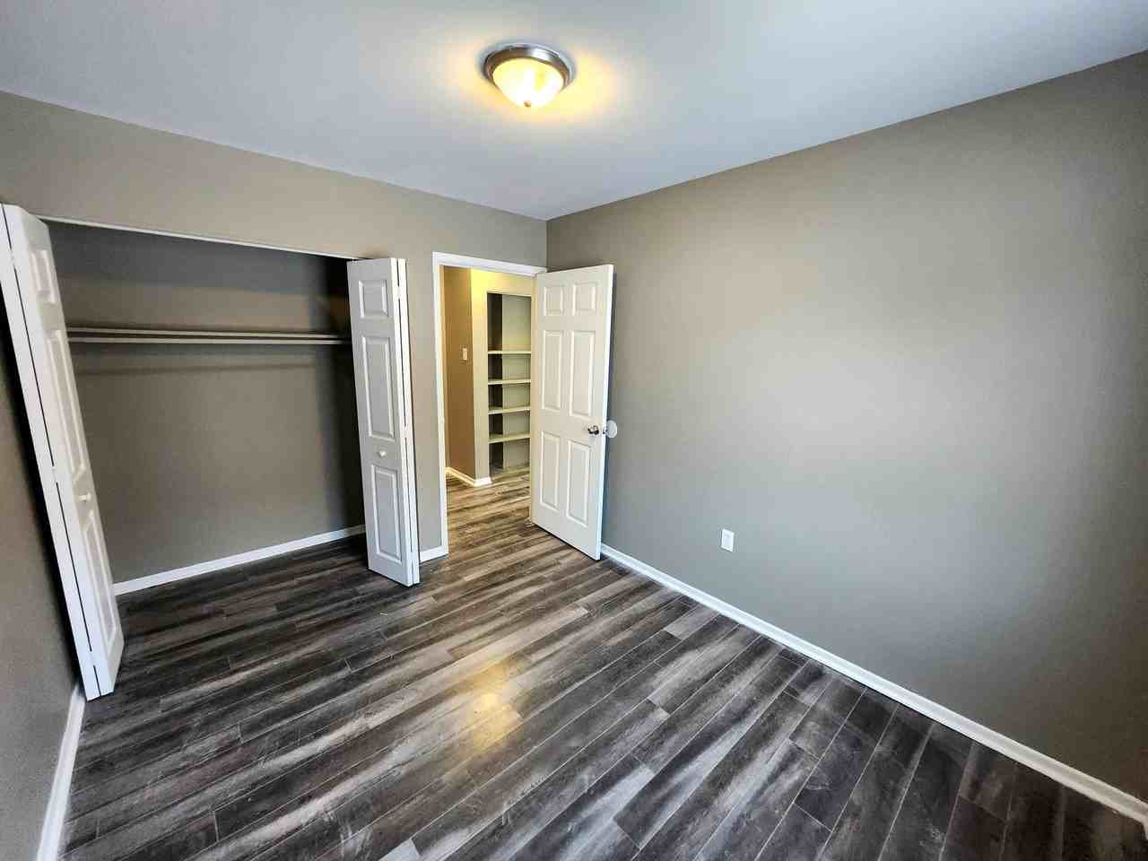 2 Reading Cres #5 - Photo 6 of 12