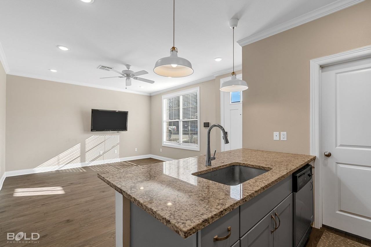 2551 Kavanaugh Rd - Photo 3 of 26