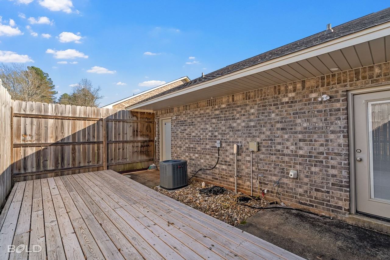 2551 Kavanaugh Rd - Photo 5 of 26