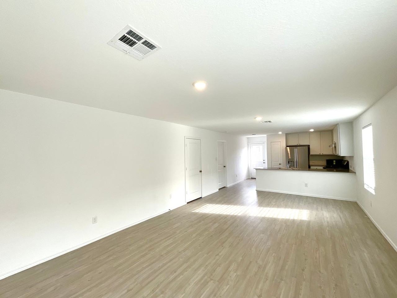 6934 Celestial Cv - Photo 6 of 31