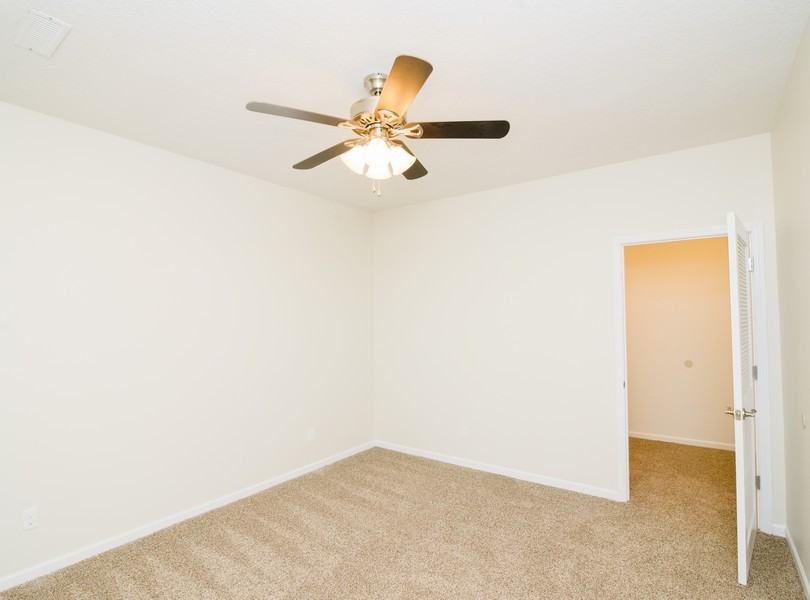 3702 W Truman Blvd #324 - Photo 7 of 8