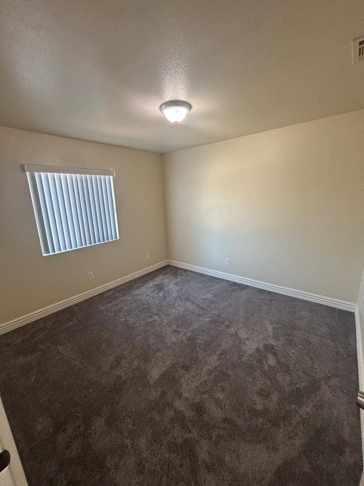 413 East 109th Street - Photo 4 of 11