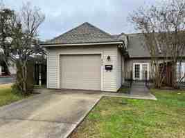 featured image of 450 10th St