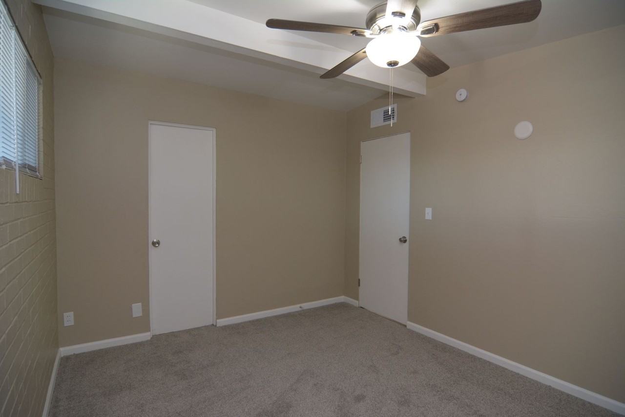 4115 N Lange Ave - Photo 7 of 17