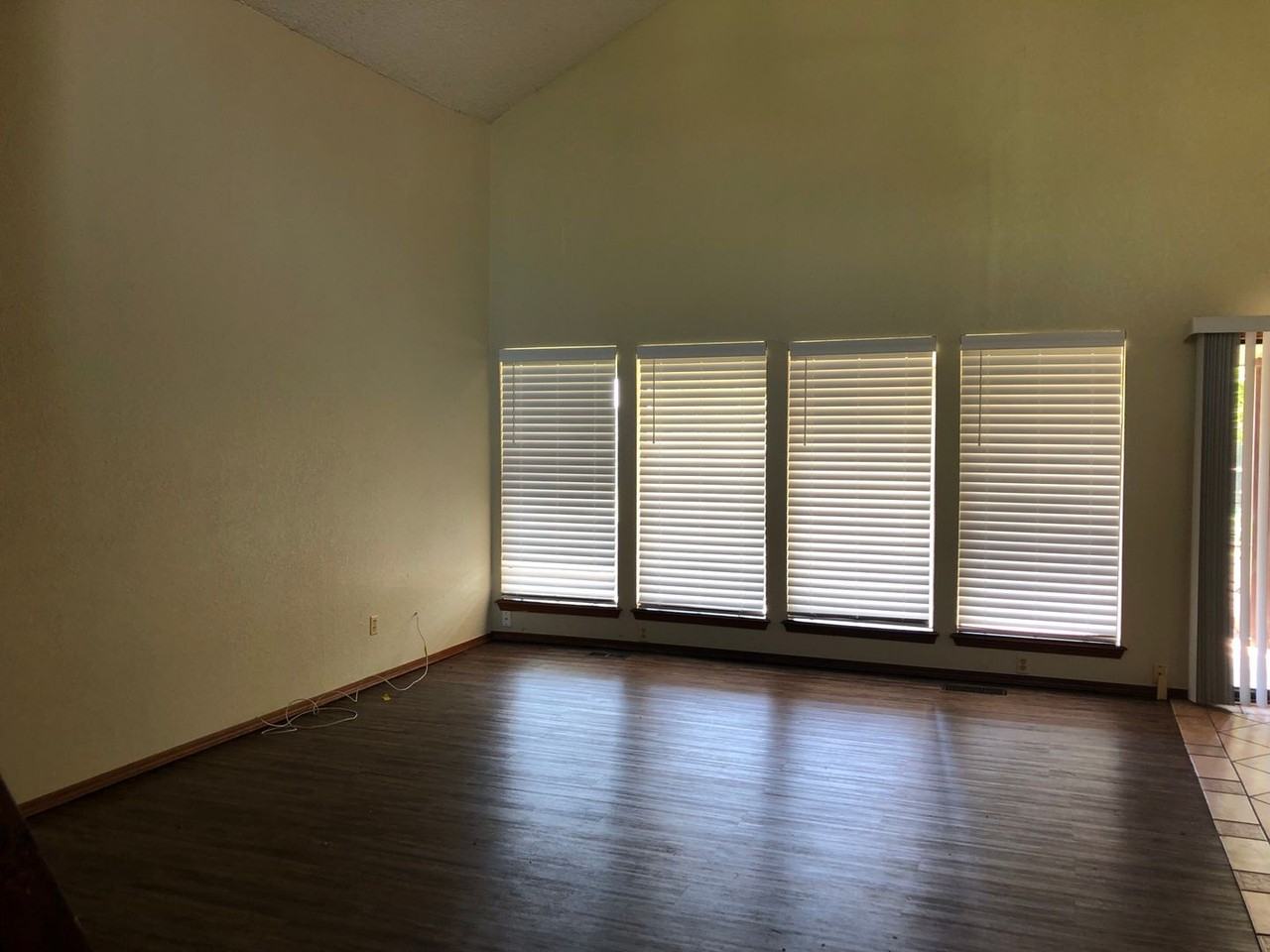 500 Ne 14th St - Photo 5 of 9