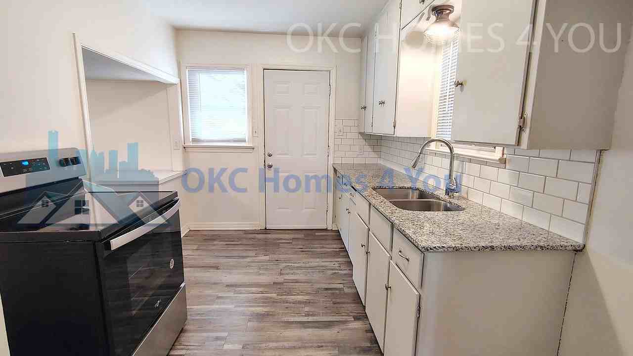 2937 Nw 35th St - Photo 6 of 28