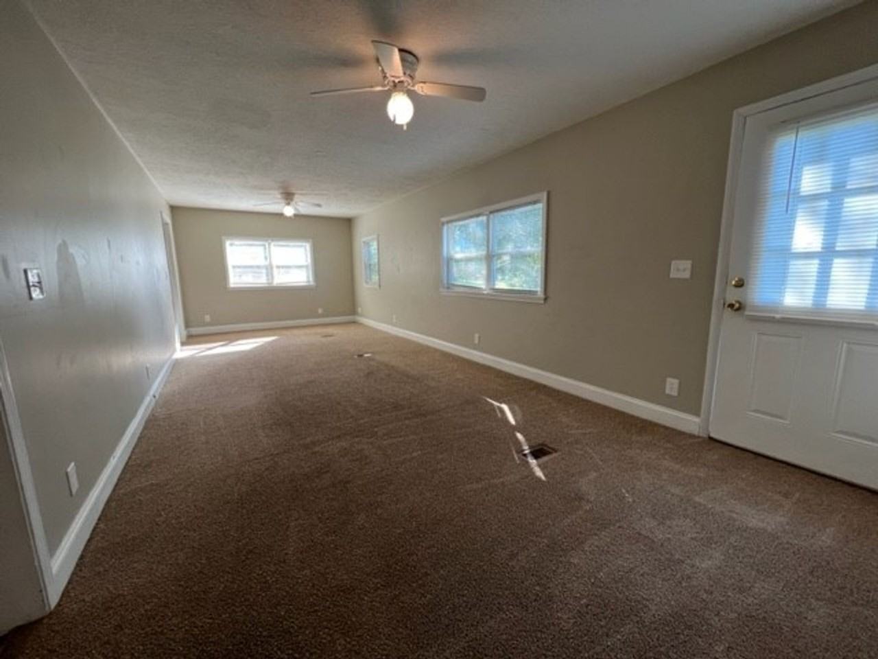 5835 Wrightsboro Rd - Photo 3 of 13