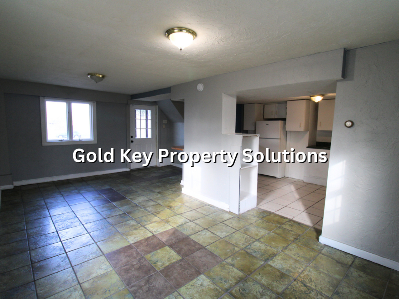 1030 Brookline St - Photo 5 of 22