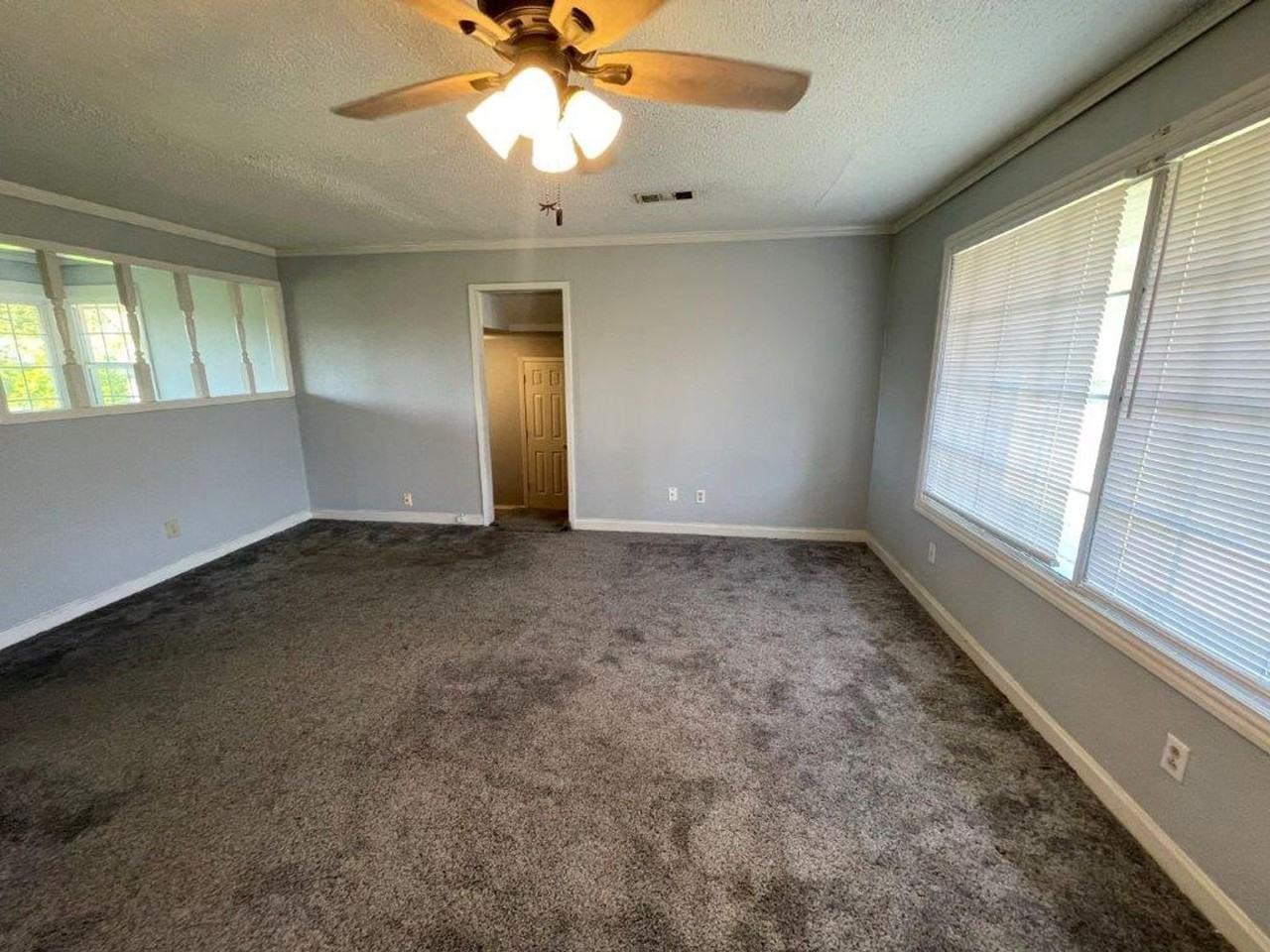 1345 Kinkaid Dr - Photo 2 of 14