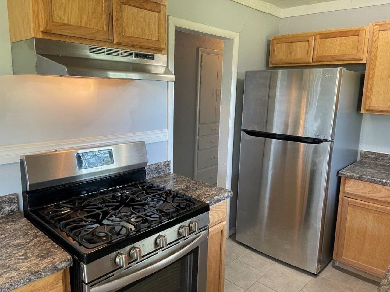 1345 Kinkaid Dr - Photo 4 of 14