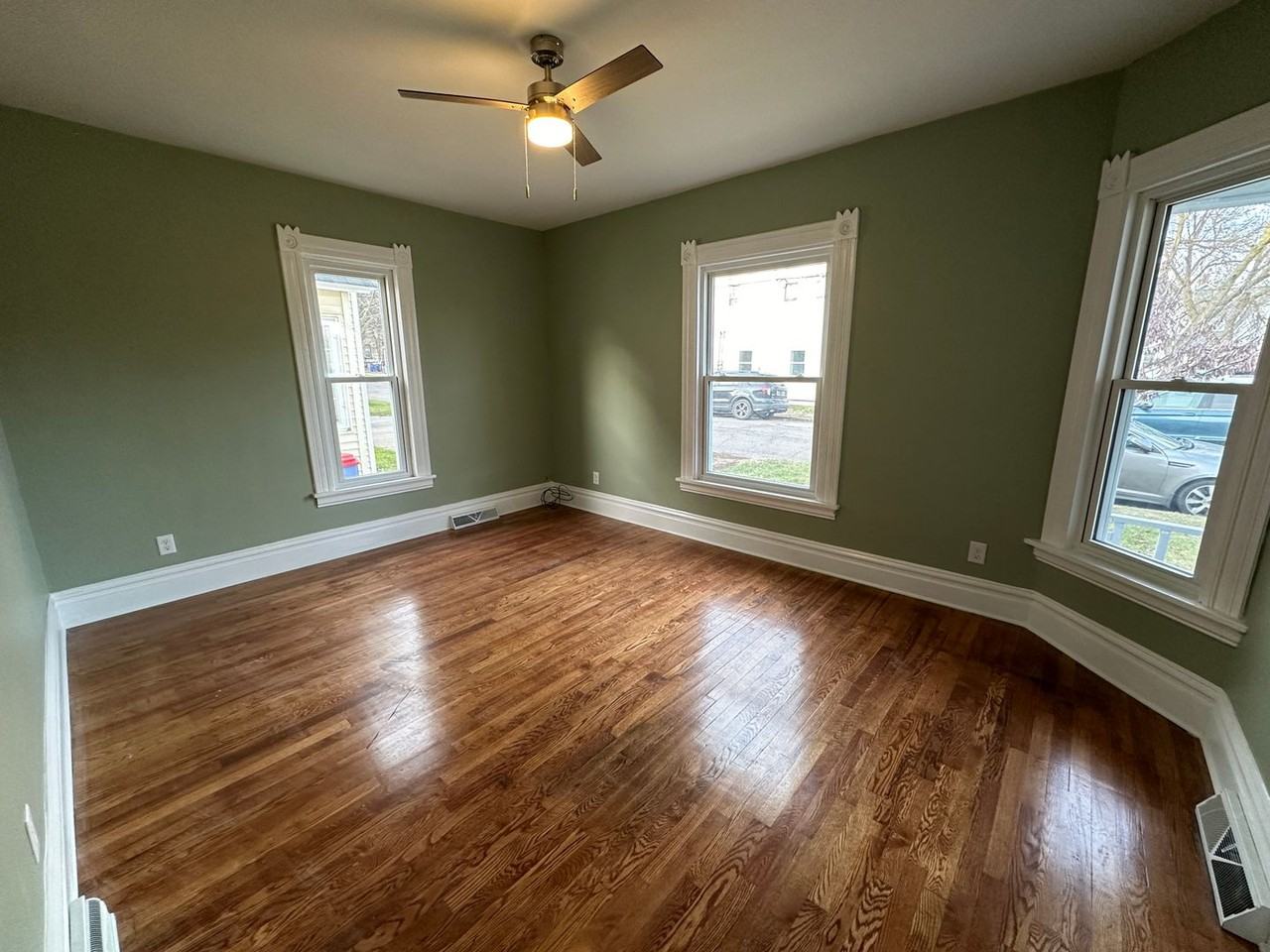 824 5th St Nw - Photo 2 of 14