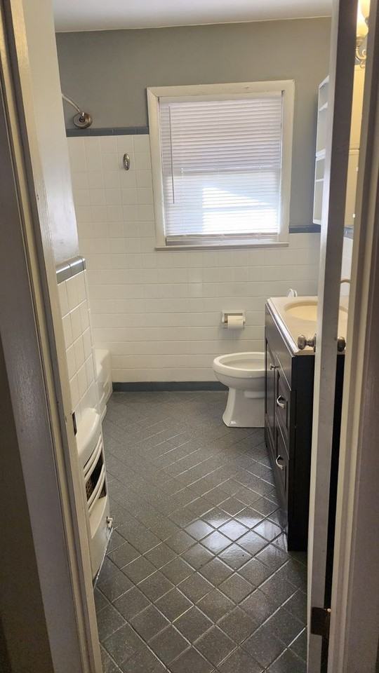 3228 Sarah St - Photo 5 of 5