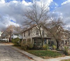 713 S Division St - Photo 1 of 1