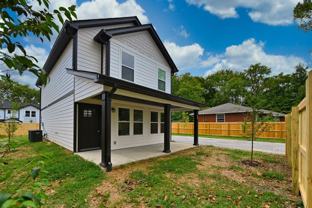 146 N Trigg Ave - Photo 1 of 1