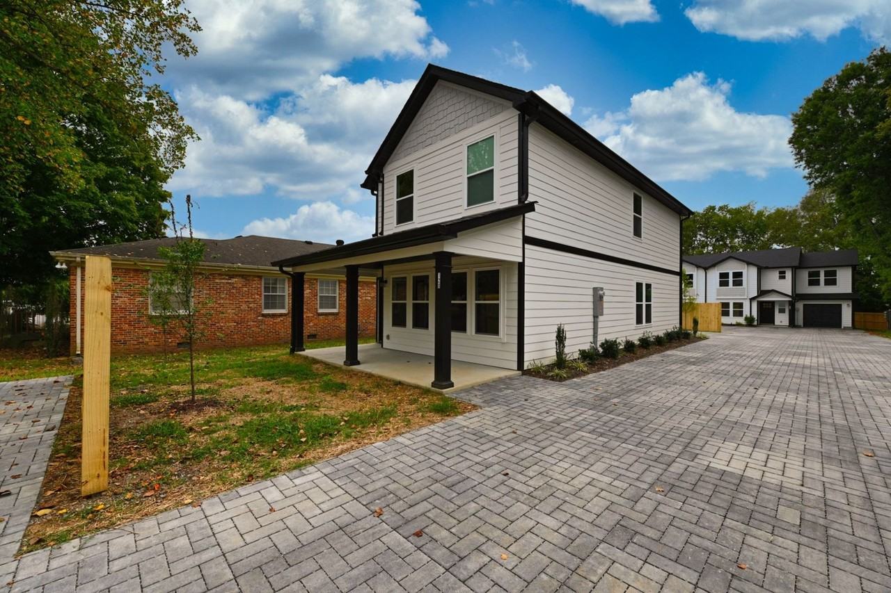 146 N Trigg Ave - Photo 2 of 41