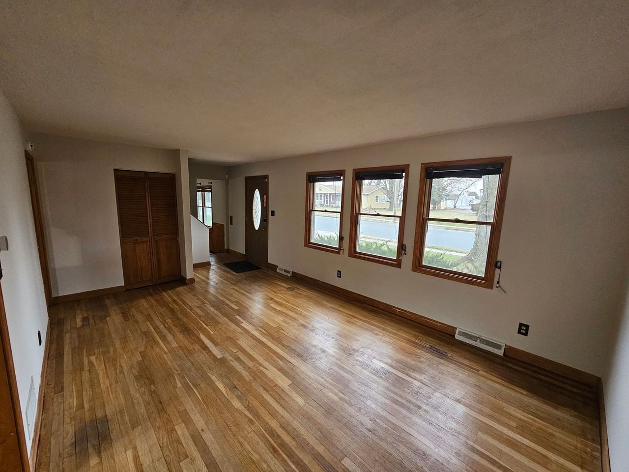 621 William St - Photo 4 of 31