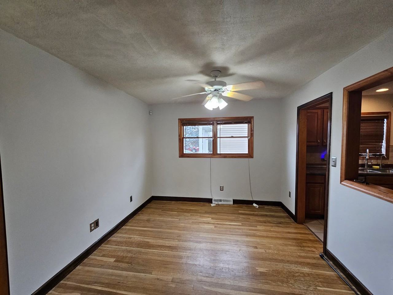 621 William St - Photo 7 of 31