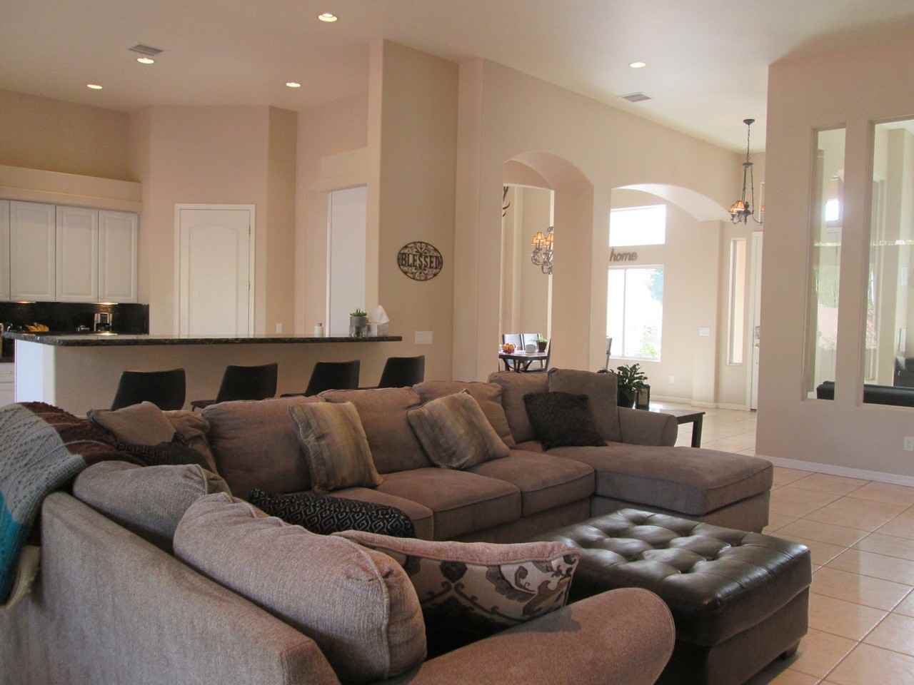 5745 E Sunset Point Dr - Photo 6 of 41