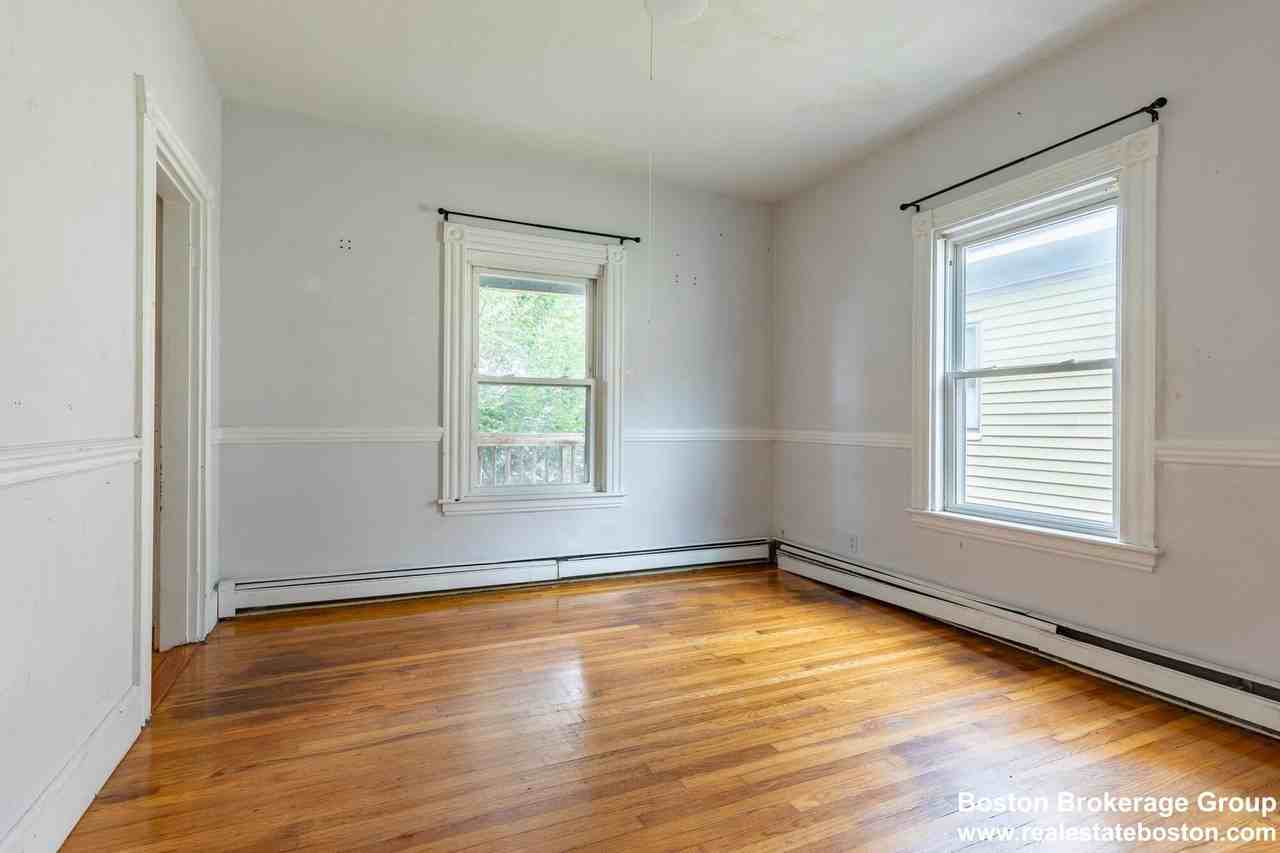 59 Hillside St - Photo 7 of 11