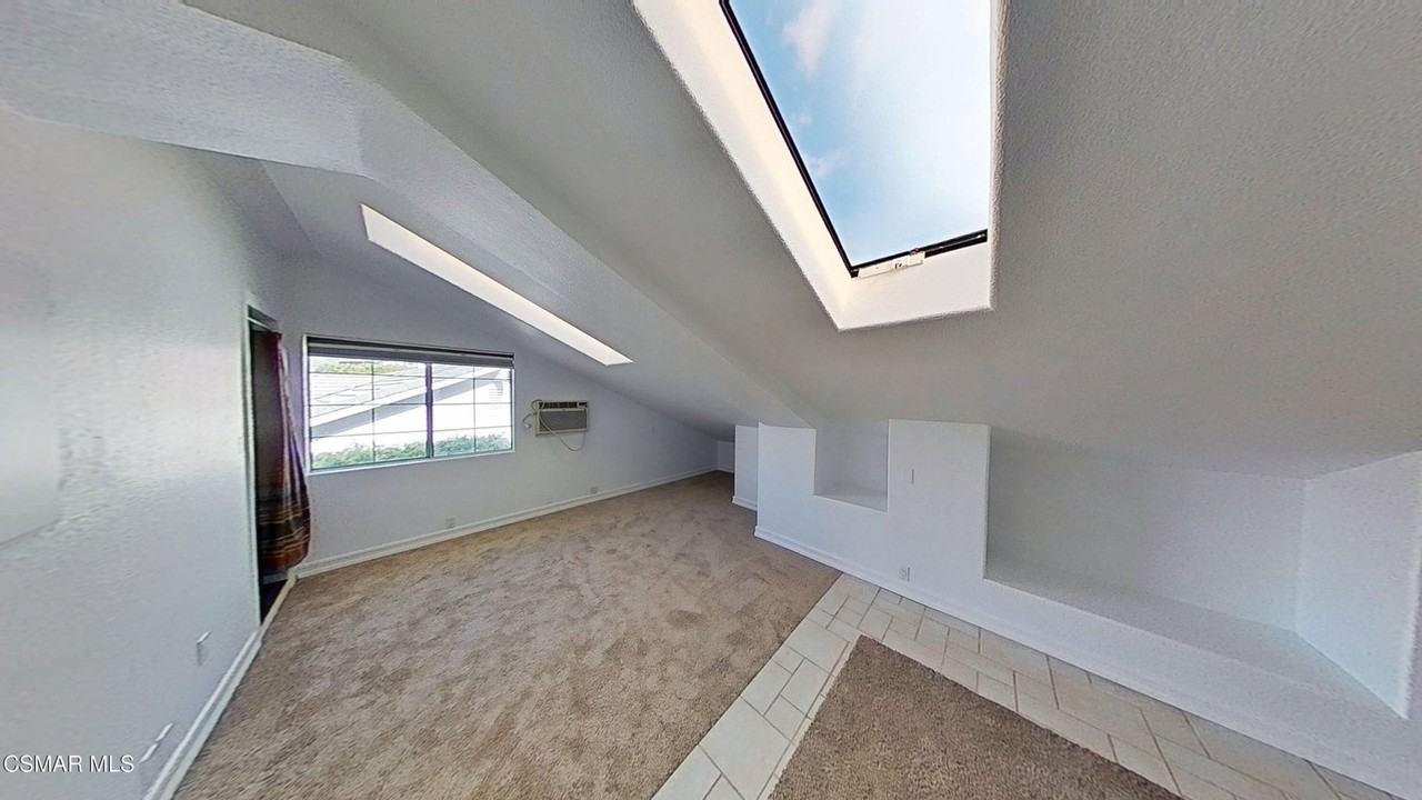 3042 Cumberland Ct - Photo 3 of 18