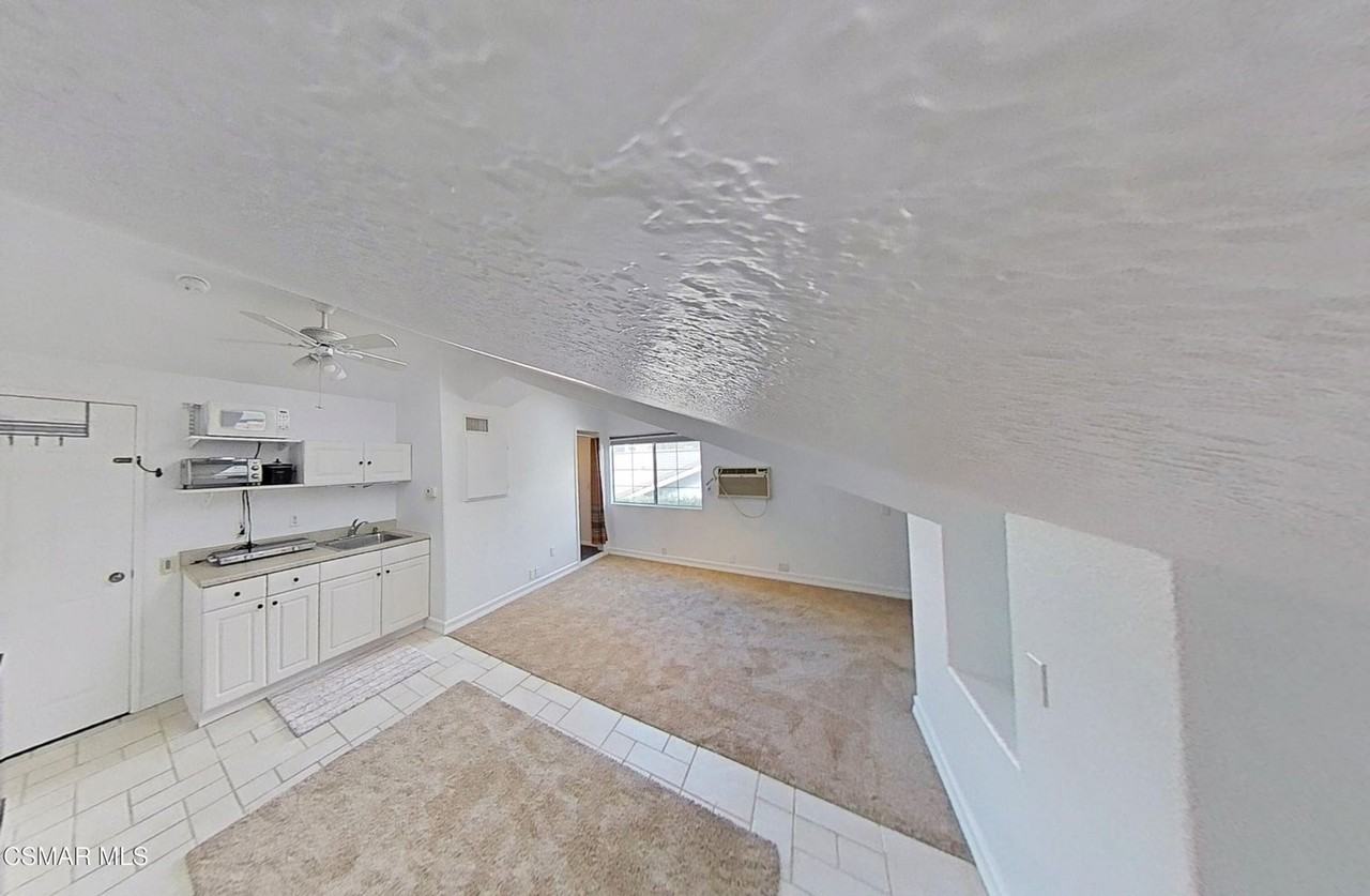 3042 Cumberland Ct - Photo 4 of 18