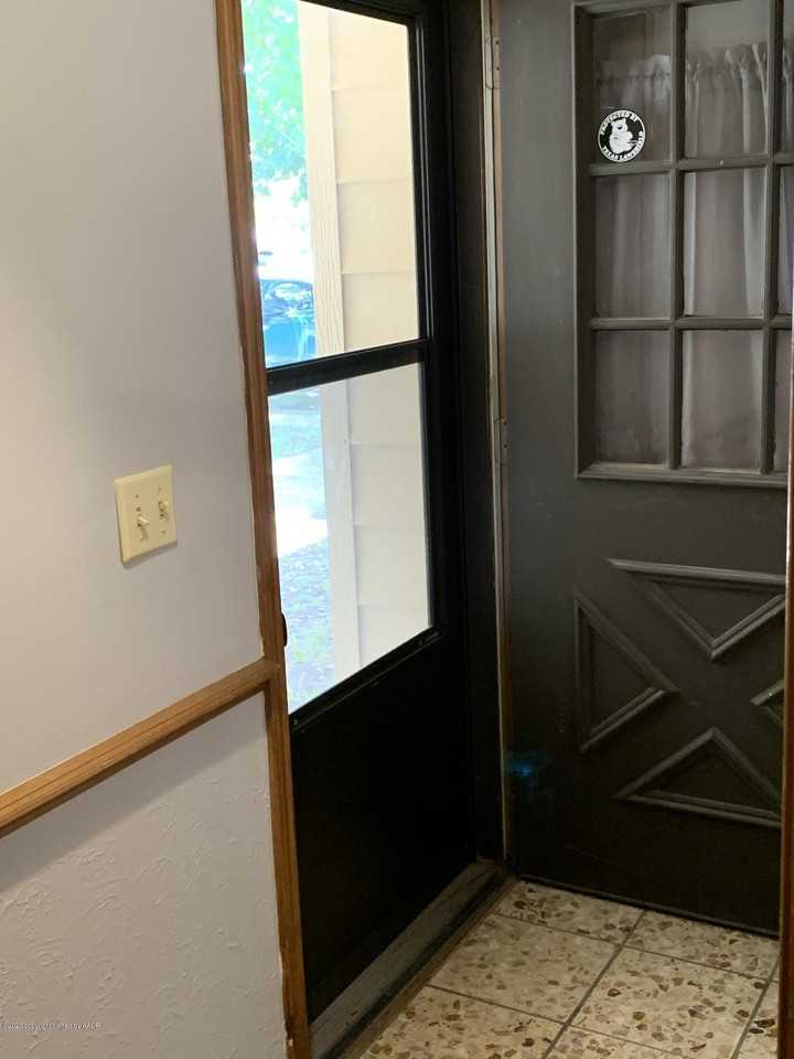 4406 Ridgecrest Cir - Photo 3 of 12