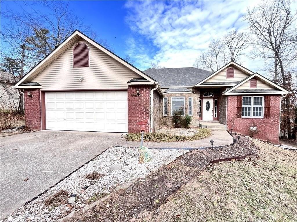 95 Bassingham Dr - Photo 2 of 33