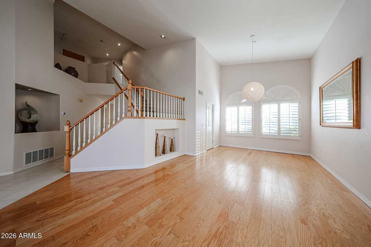 5839 W Bloomfield Rd - Photo 7 of 36