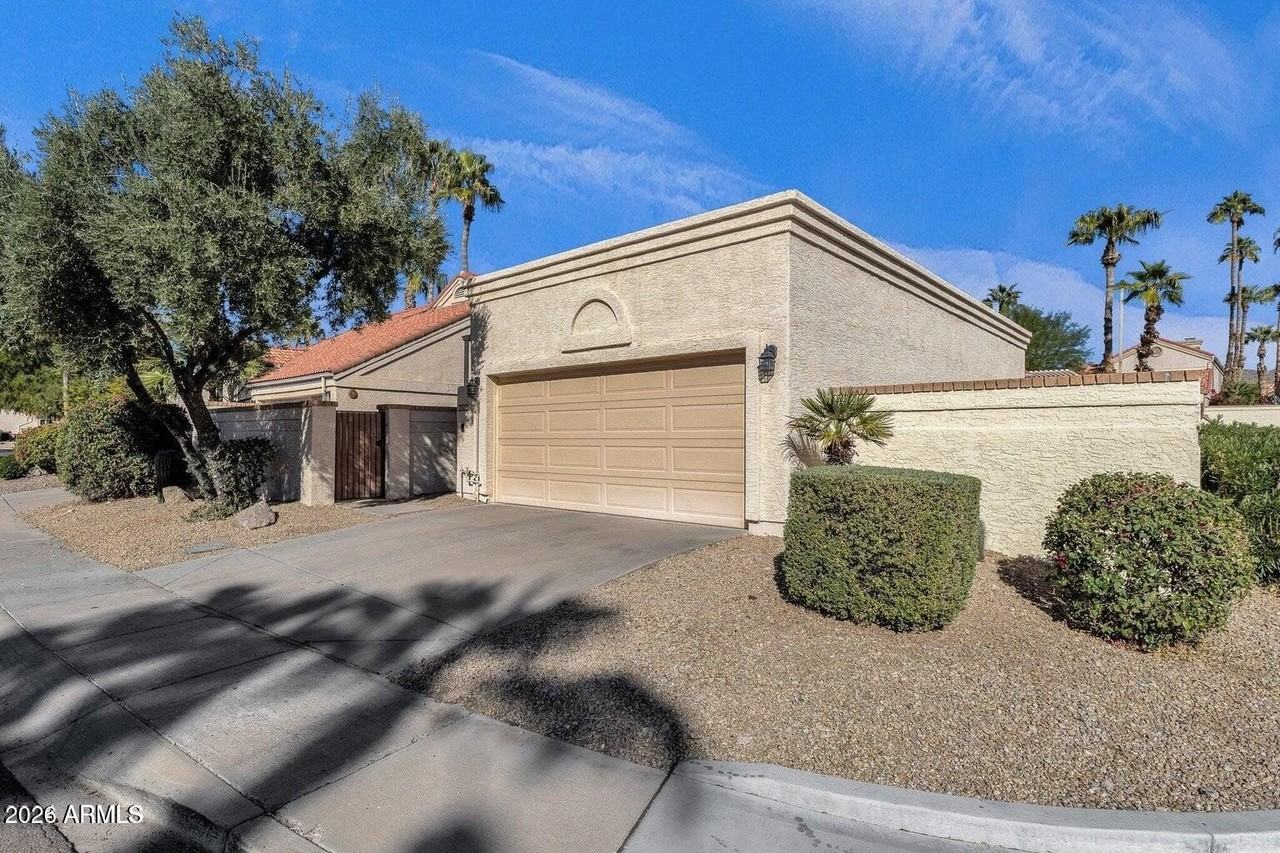 11765 N 112th St - Photo 7 of 26