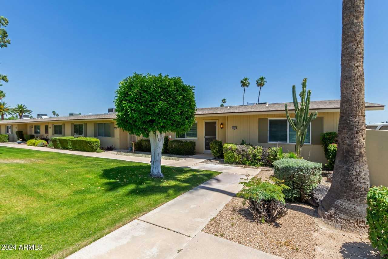 10935 W Santa Fe Dr - Photo 3 of 34