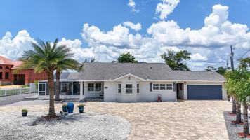 featured image of 2501 High Ave