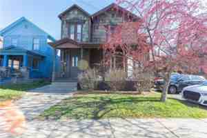 featured image of 4B Maple St Unit 4b #4B