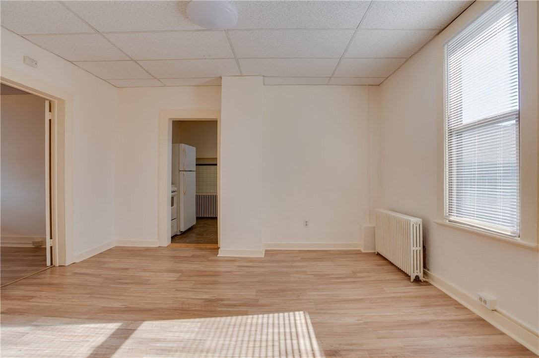 4B Maple St Unit 4b #4B - Photo 5 of 11