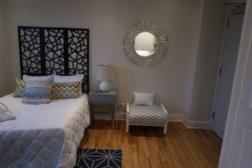 4526 N Sheridan Rd #512 - Photo 3 of 29