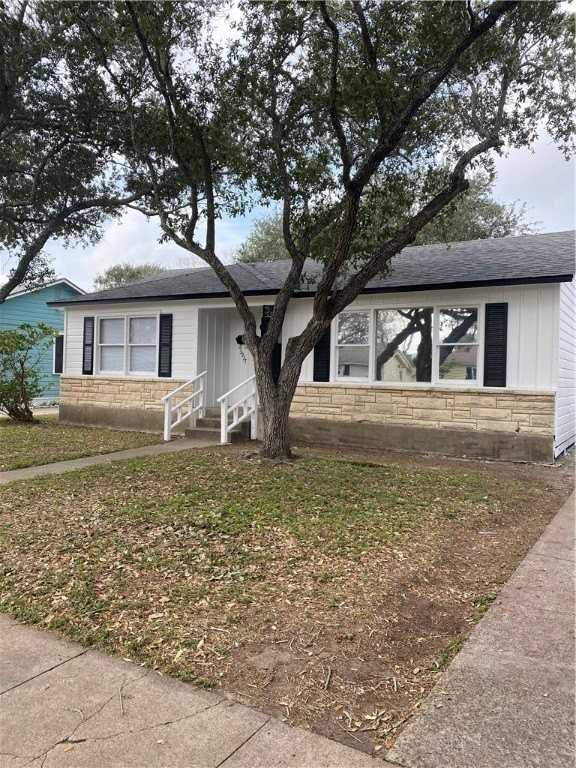 3937 Herndon St - Photo 2 of 15