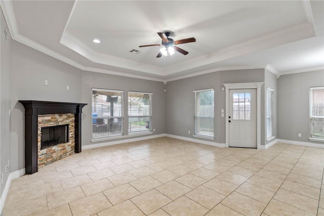 5818 Chamomile Ct - Photo 5 of 20