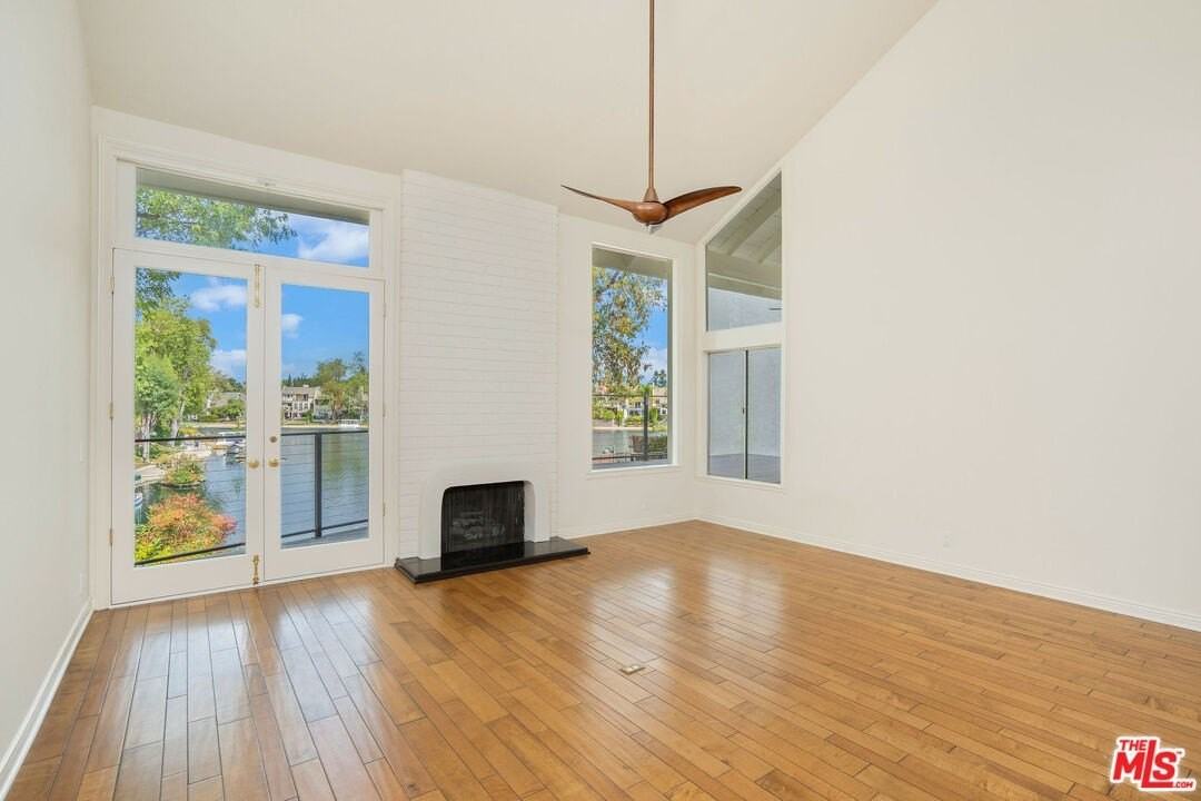 4618 Park Mirasol - Photo 5 of 22