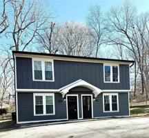 featured image of 824 N Flint St