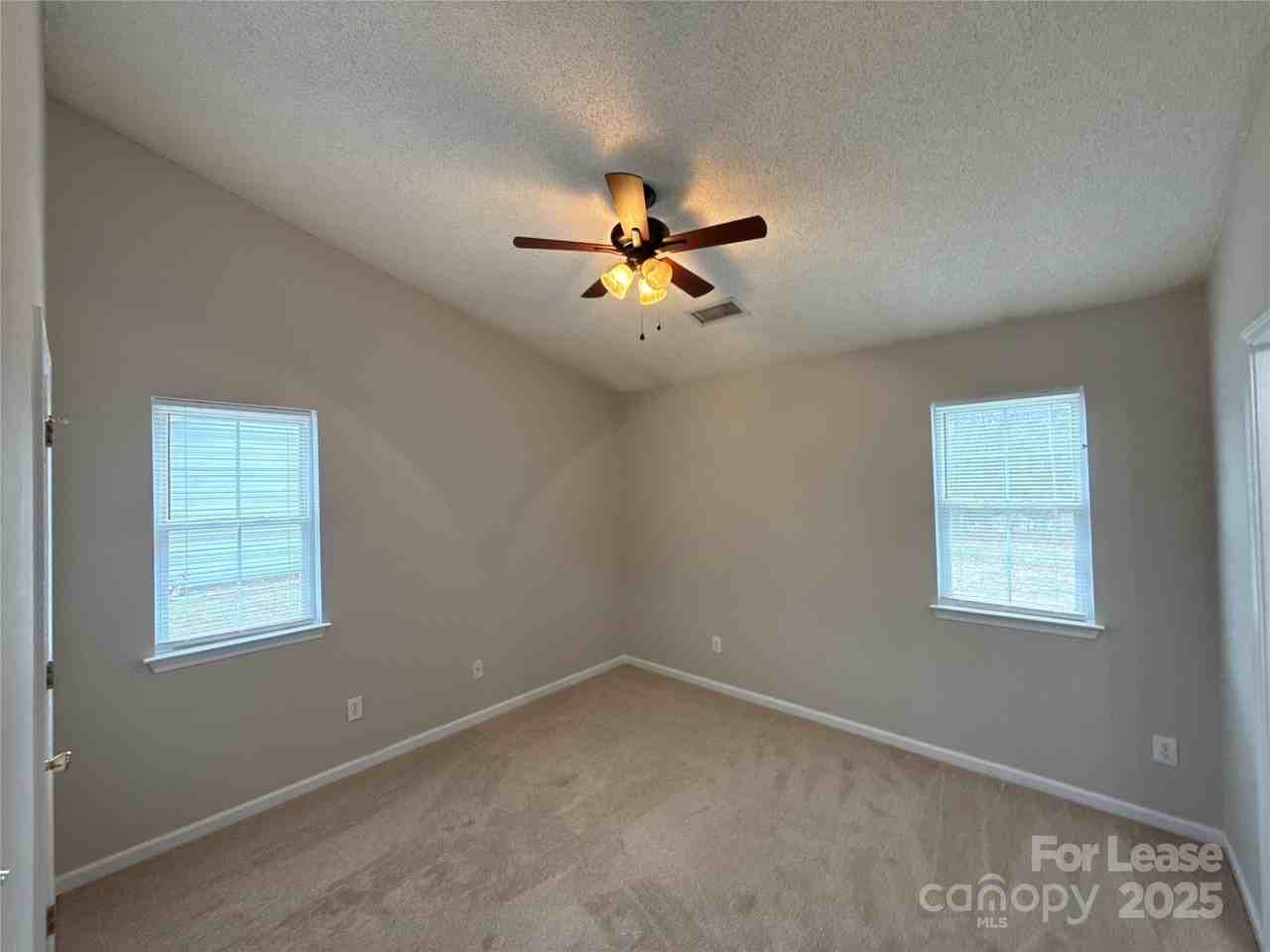 3214 Atlas Dr - Photo 6 of 12