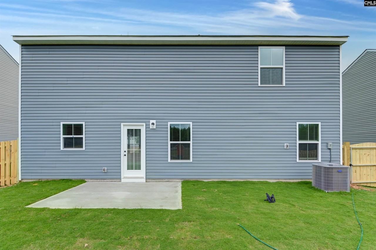 3041 Blue Brook Ln - Photo 4 of 41