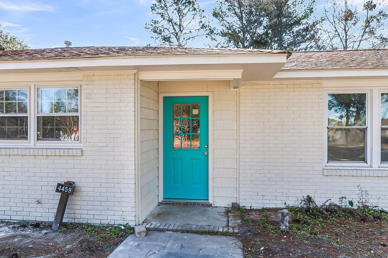 4459 Donwood Dr - Photo 3 of 20